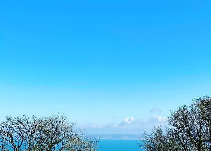 Glade Lodge- North Devon Coast, Bideford Bay Caravan Park