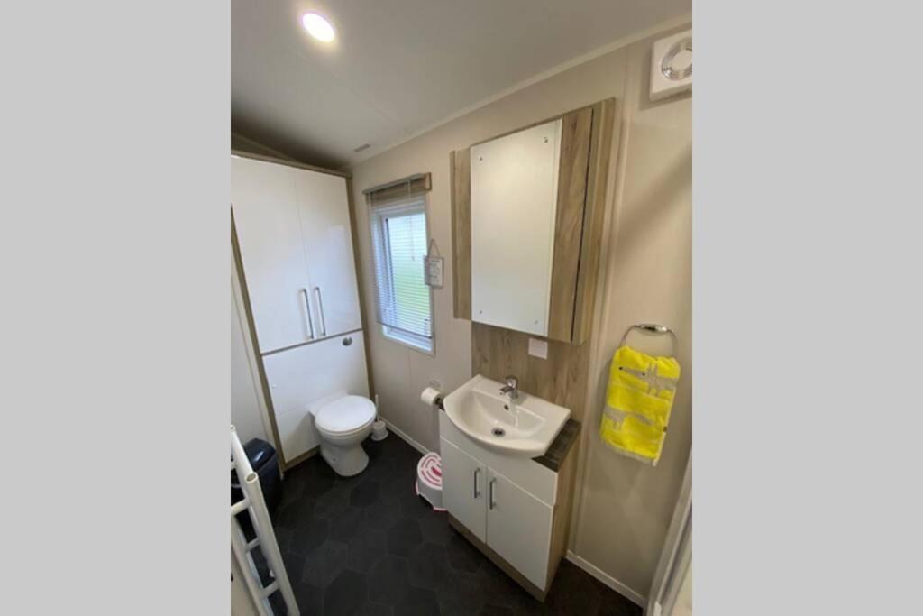 Glade Lodge- North Devon Coast, Bay *